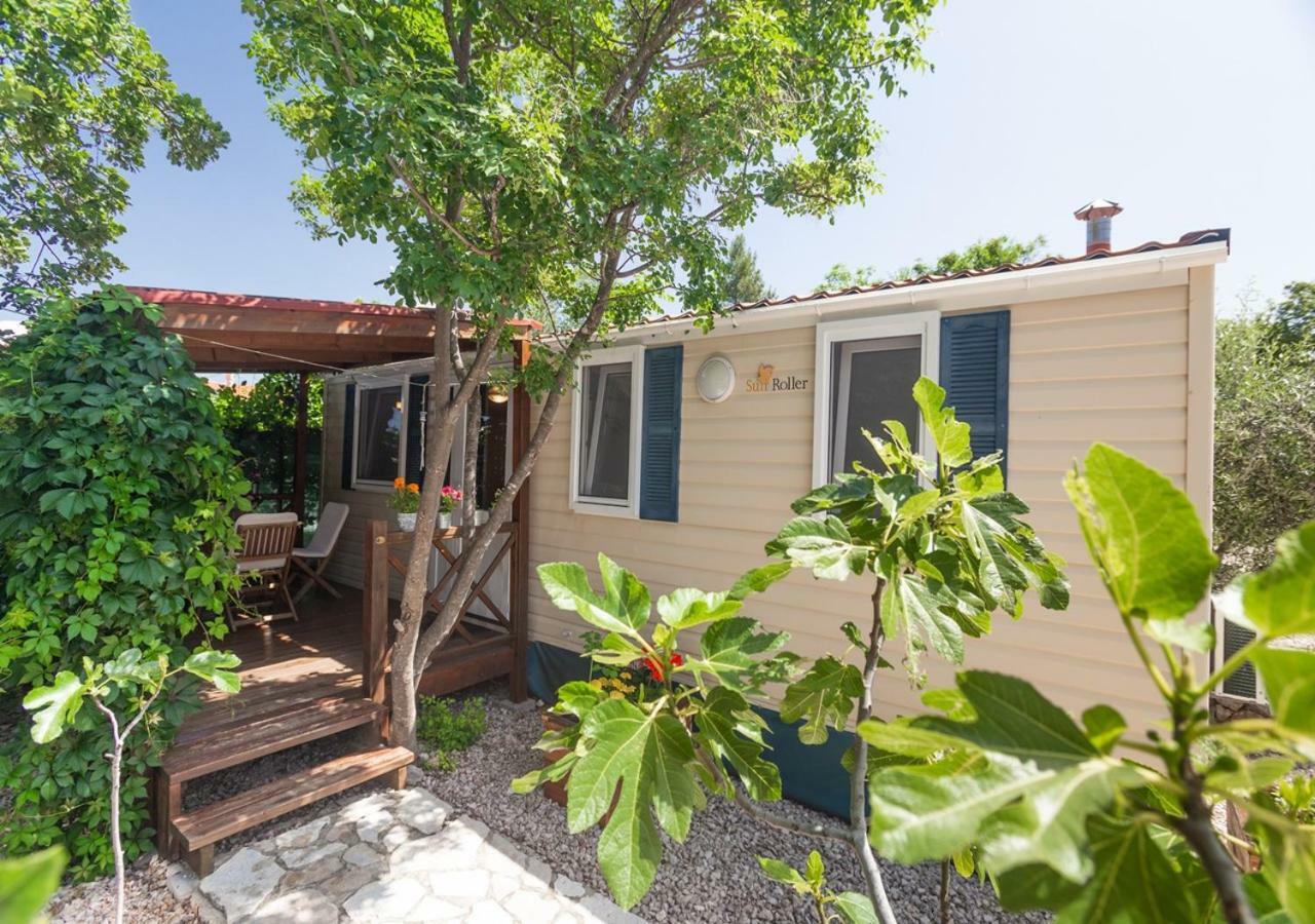 Krk Mobile Homes Klimno Exterior photo